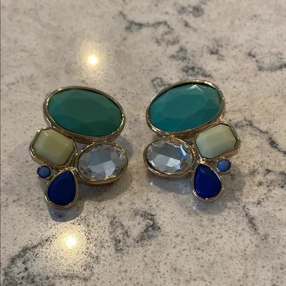 Elegant Multicolor Earrings Costume Jewlery - Picture 6 of 6